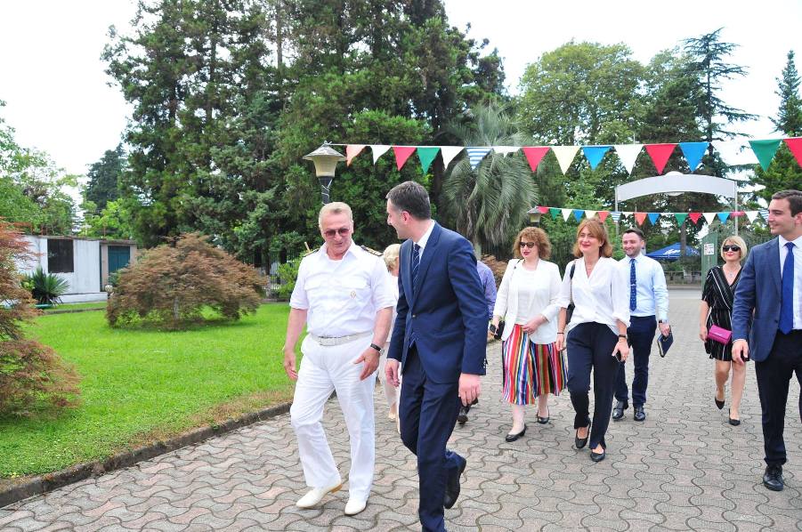 BNSU_MDGRAD_GAN_SAMINISTRO_6.jpg